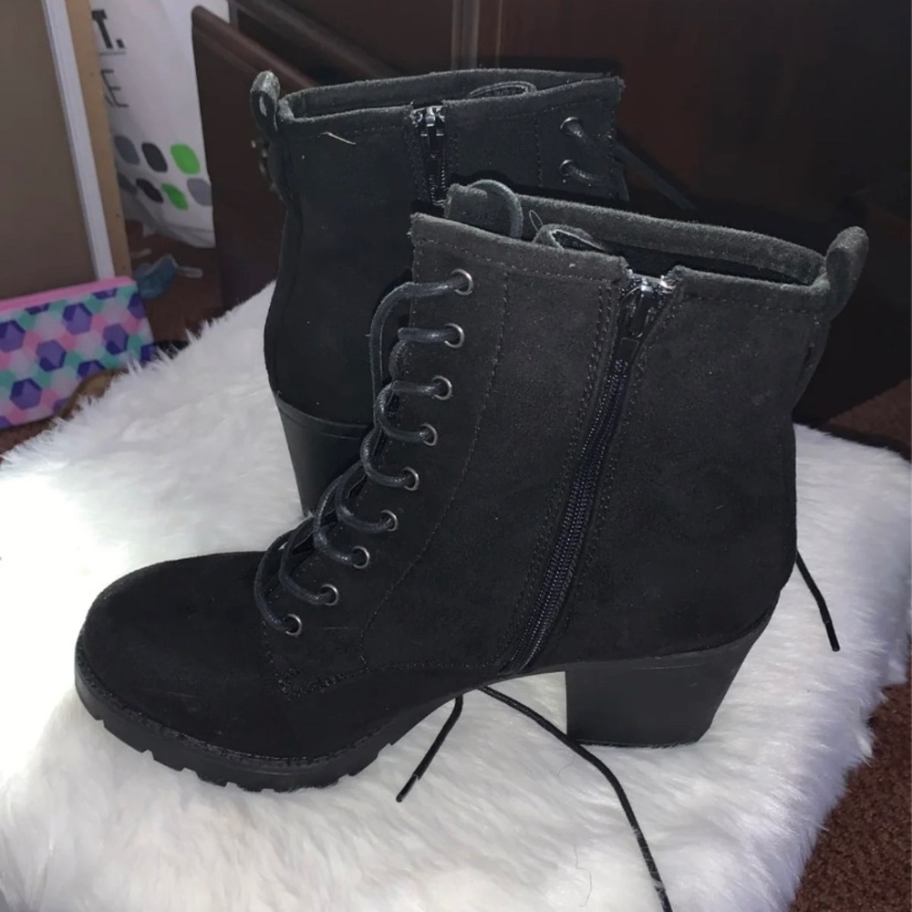 worn once boots